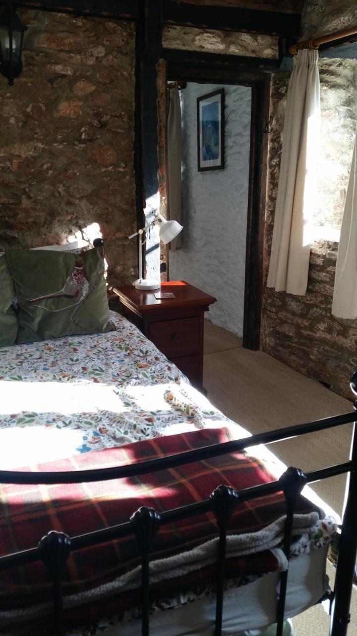 Old Church House Inn 牛顿阿伯特 外观 照片